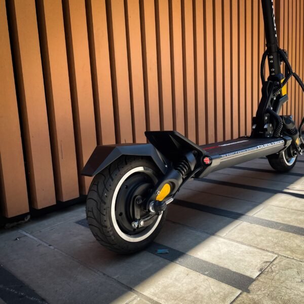 Scooter urbano DUALTRON MINI SPECIAL: Velocidad y comodidad Yeaah