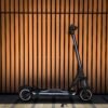 Scooter eléctrico DUALTRON POPULAR: Diseño urbano y versátil Yeaah