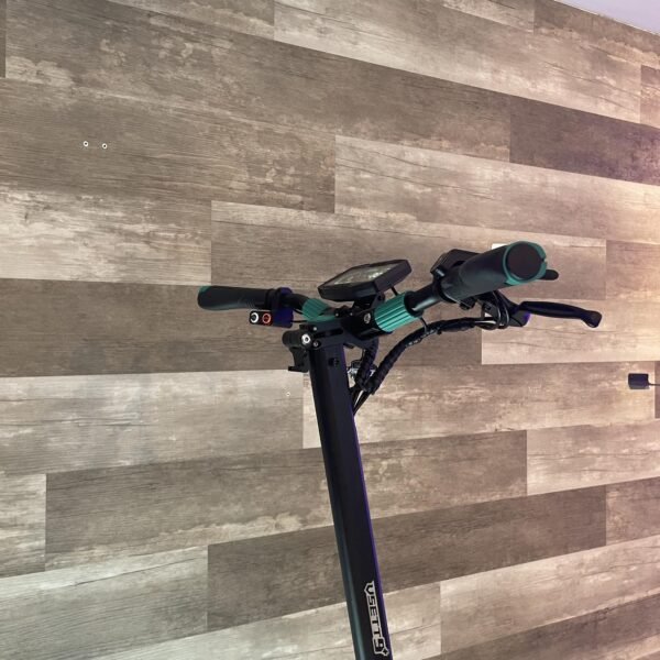 Scooter eléctrica Vsett 9+: Diseño elegante y potente Yeaah